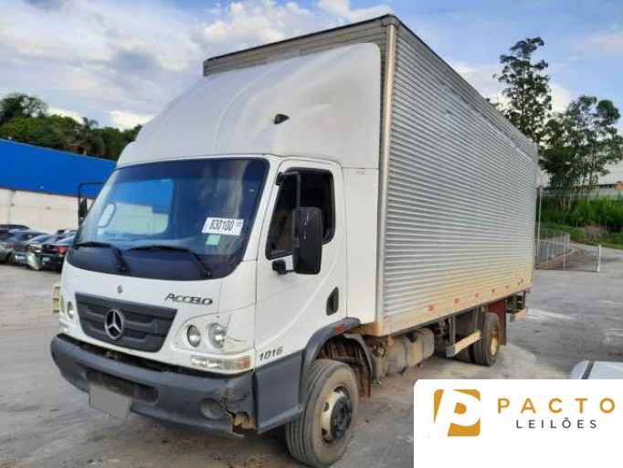 MERCEDES BENZ ACCELO 19/20